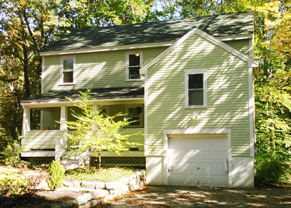 Regular Rembrandt built this beautiful split bungalow home